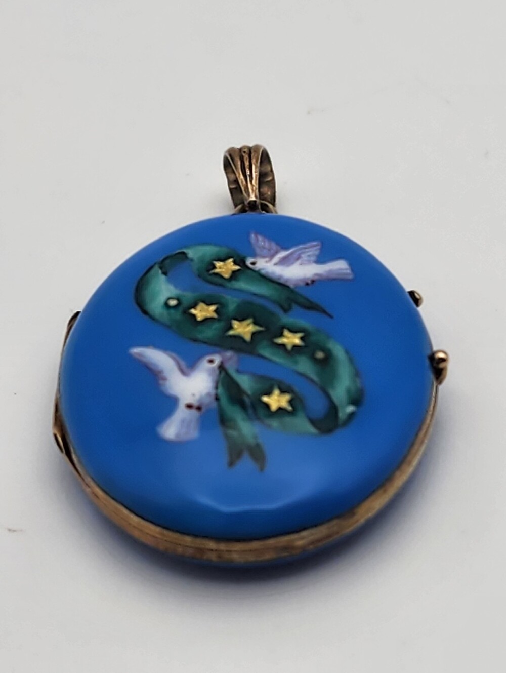 Antique Victorian 14K & Blue Enamel Doves, Ribbon, & Stars Locket - Picture 3 of 10